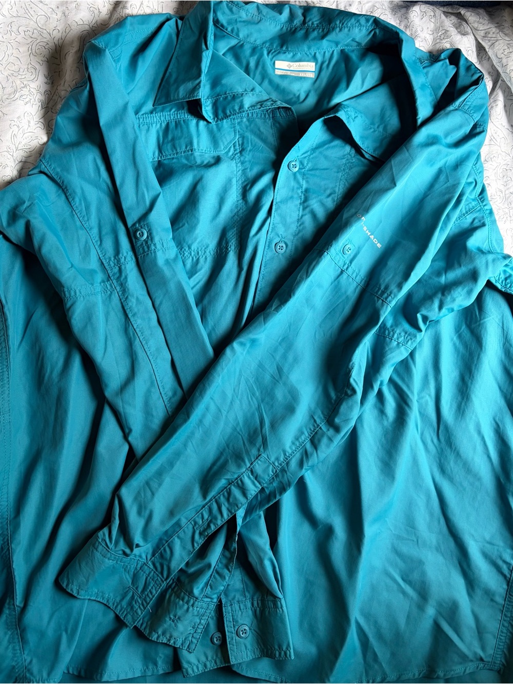 Columbia Men’s Teal Long-Sleeve Button-Down Outdoor Shirt